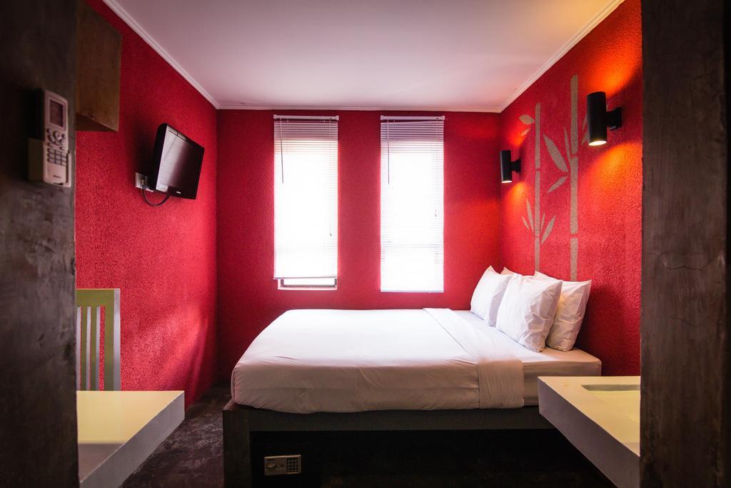 Kayun Hostel Legian Quarto foto