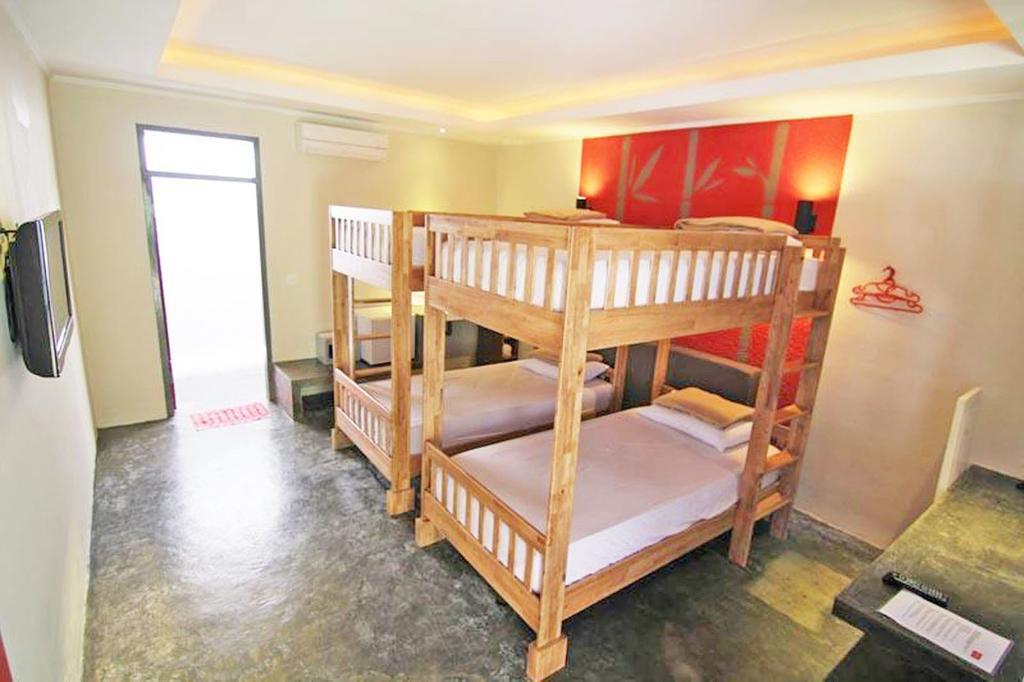 Kayun Hostel Legian Quarto foto