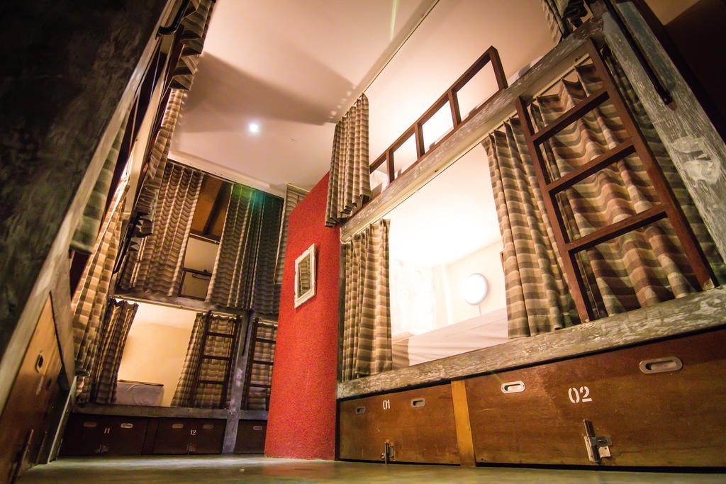 Kayun Hostel Legian Quarto foto