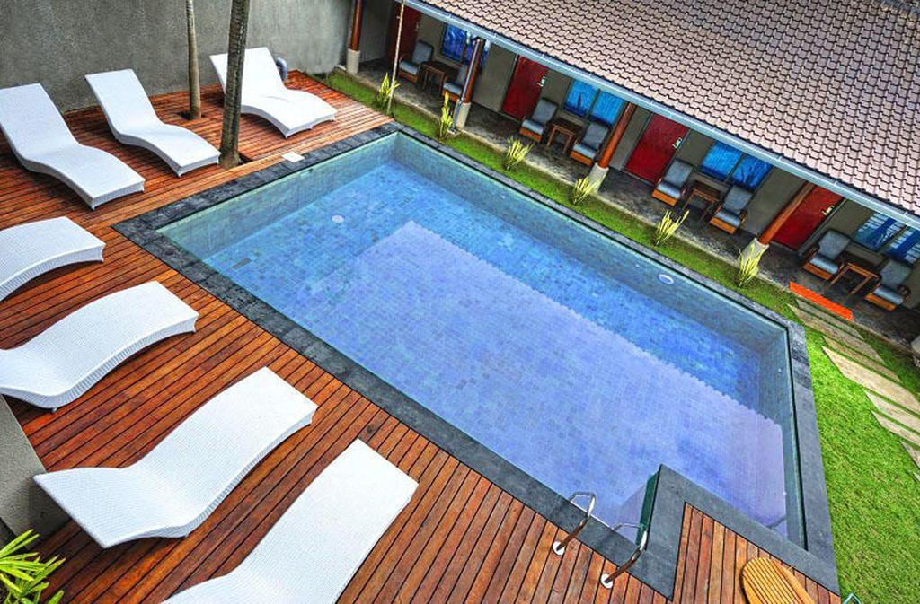 Kayun Hostel Legian Quarto foto